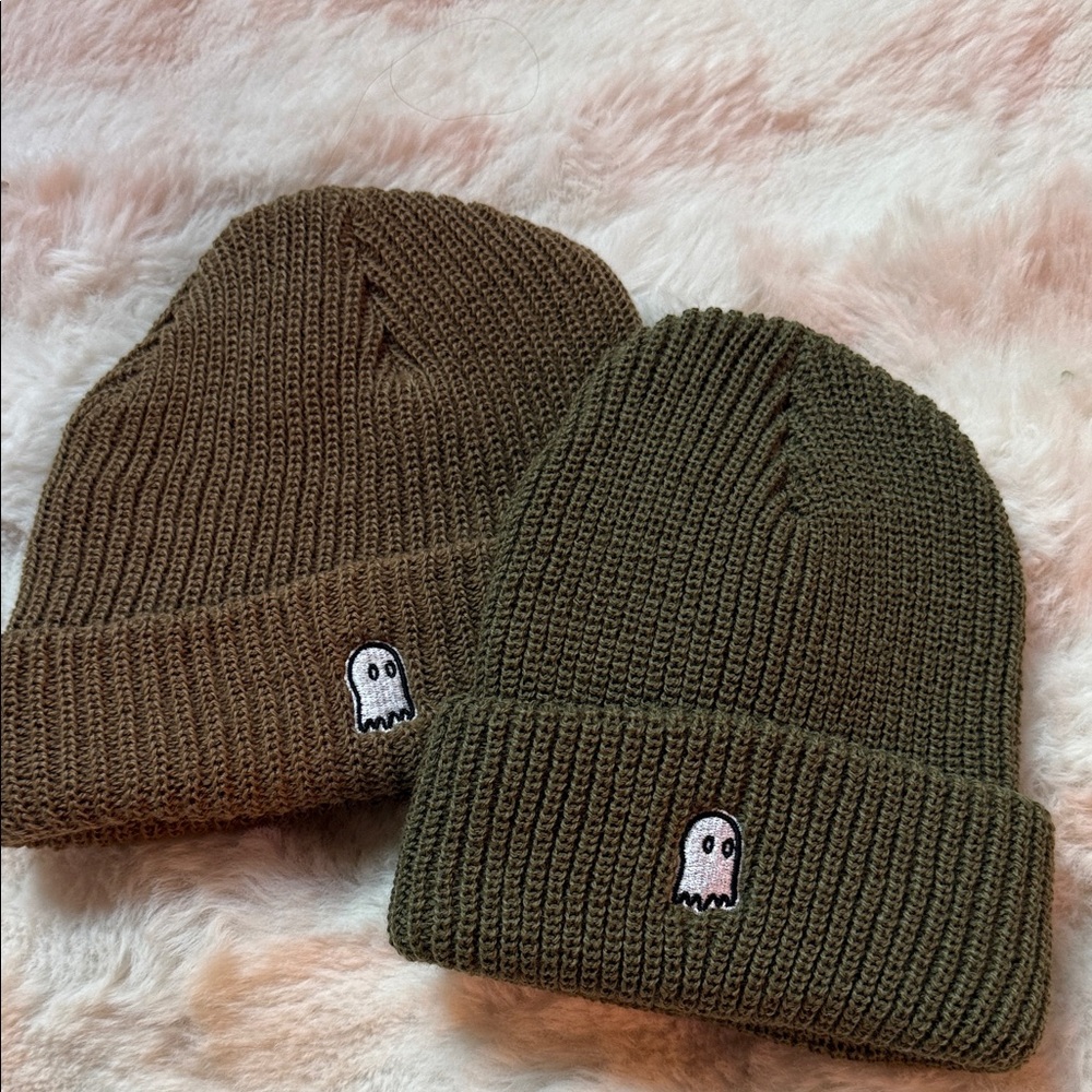 Lonley Ghost beanies